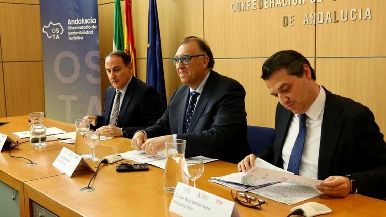 Andalucía testeará la sostenibilidad de su turismo con pruebas piloto en una selección de municipios