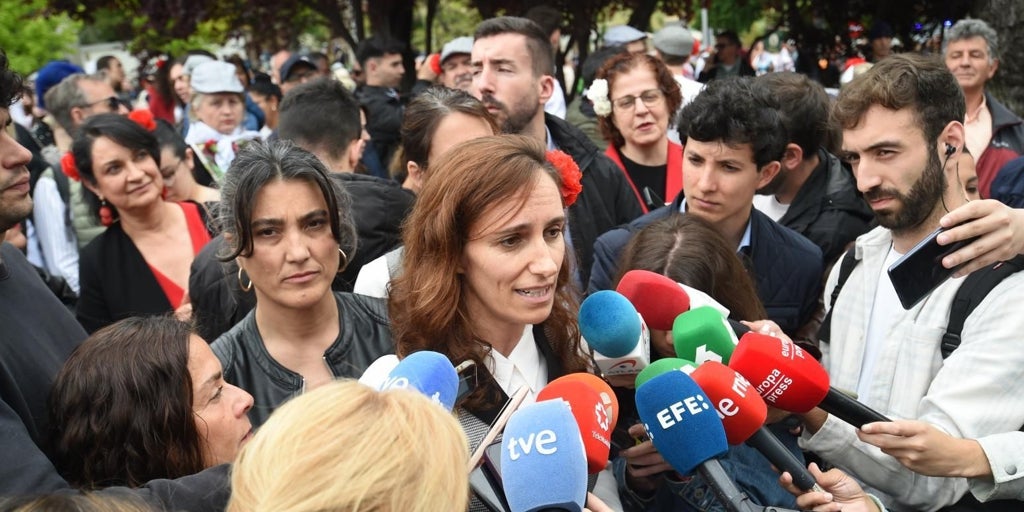 Más Madrid lleva el caos de Barajas al Pleno de la Asamblea para culpar a Ayuso y a Almeida