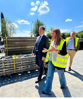 Imagen secundaria 2 - Visita del alcalde, Carlos Velázquez, a las obras de la Vega