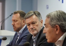 El PP volverá a pedir la reprobación de Puente en el Congreso tras la supresión de paradas del AVE en Castilla y León
