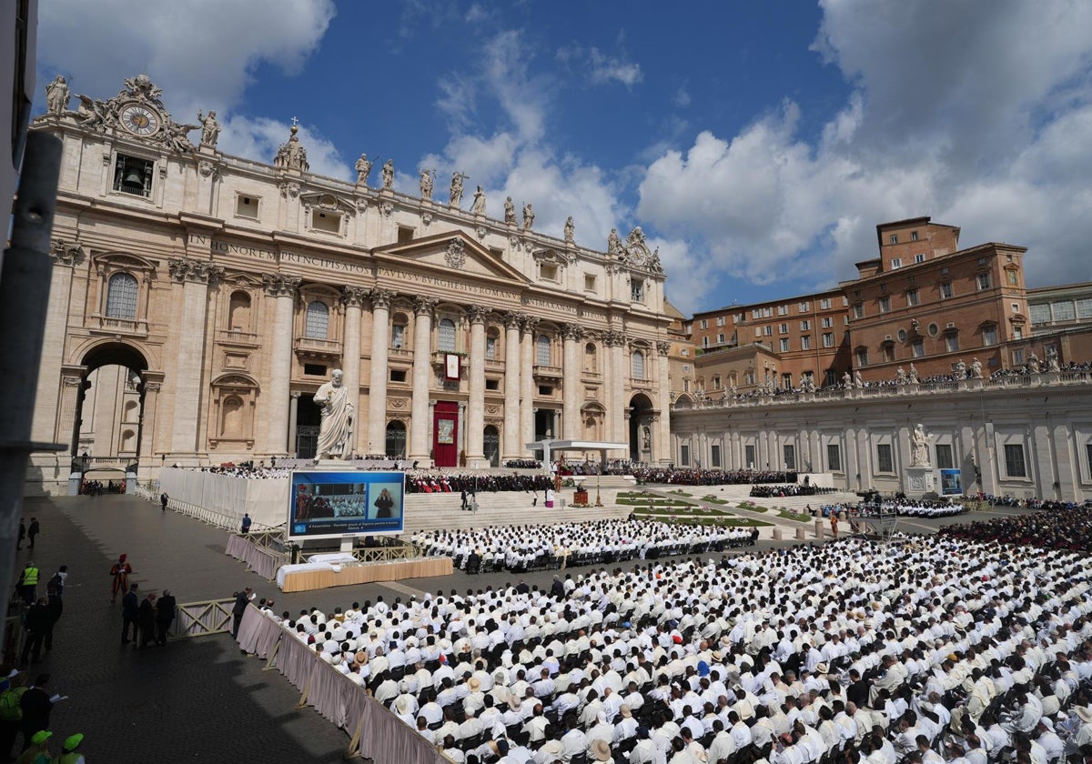 Misa de inicio de pontificado de León XIV en la Plaza de San Pedro de Ciudad de El Vaticano