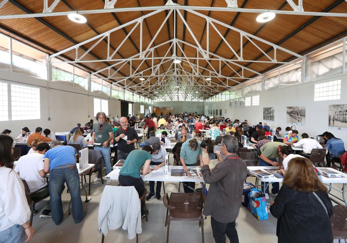 Los participantes, en el pabellón de San Lázaro