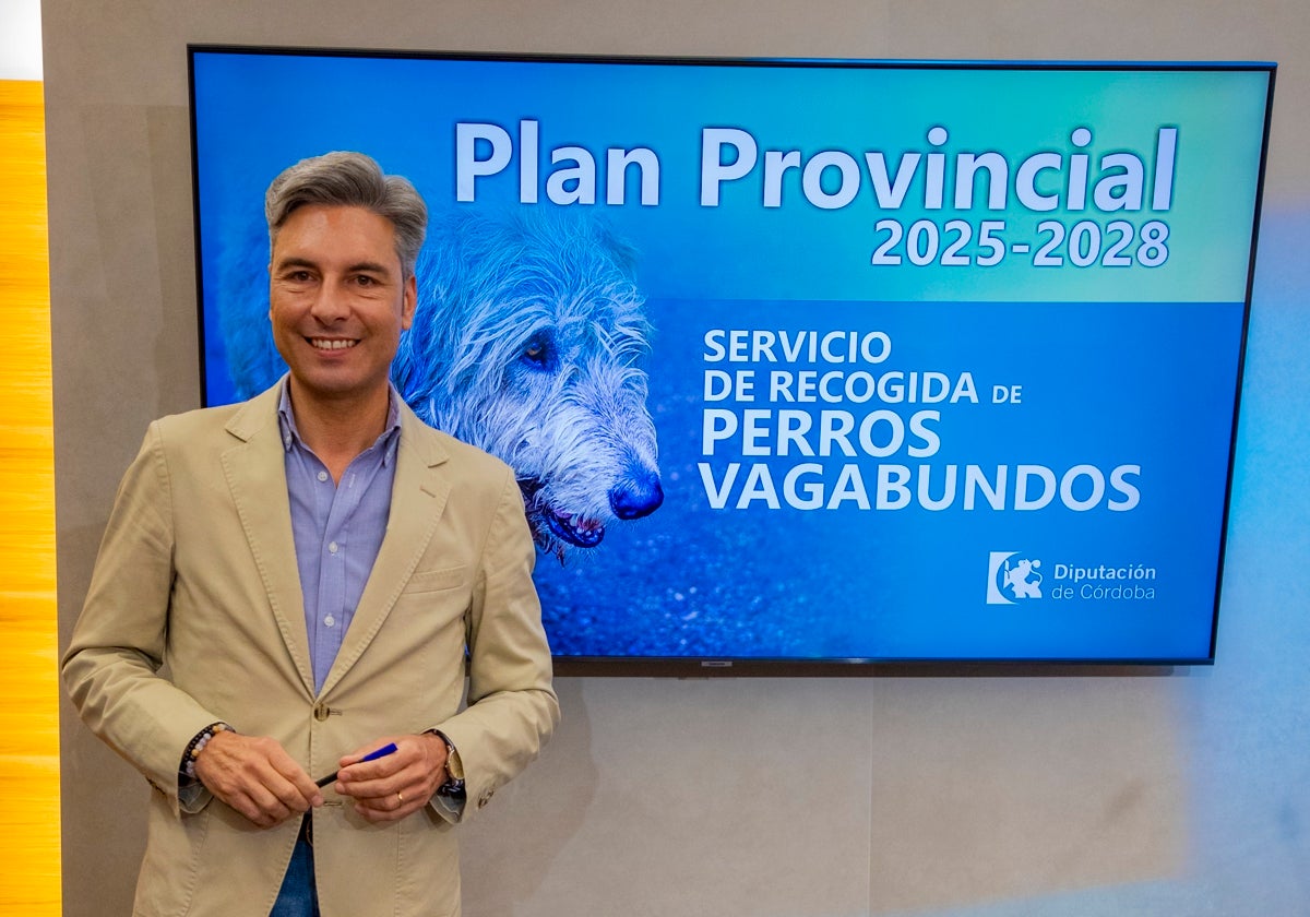 Andrés Lorite en la presentación del programa para perros vagabudnos en la provincia de Córdoba