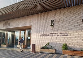 Un tribunal ve indicios de fraude en el cambio de sexo de un investigado por maltrato en Castellón