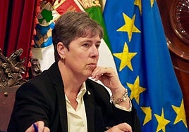 Esperpento en el PSOE de Extremadura: frenan el cese de la subdelegada del Gobierno tras intentar colocar a la 'sacrificada' de Gallardo