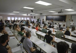 Casi 42.000 aspirantes compiten por 7.808 plazas desde el próximo 21 de junio en las oposiciones de docentes en Andalucía