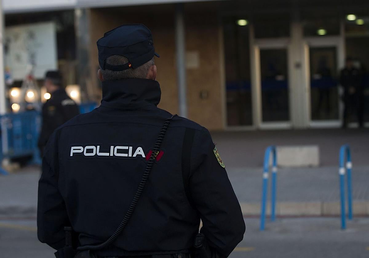 Un agente de Policía en una imagen de archivo.