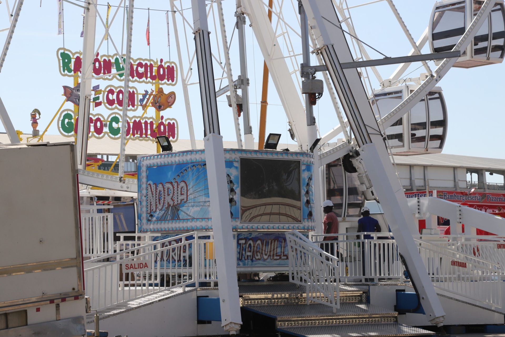Los últimos preparativos de la Feria de Córdoba 2025, en imágenes