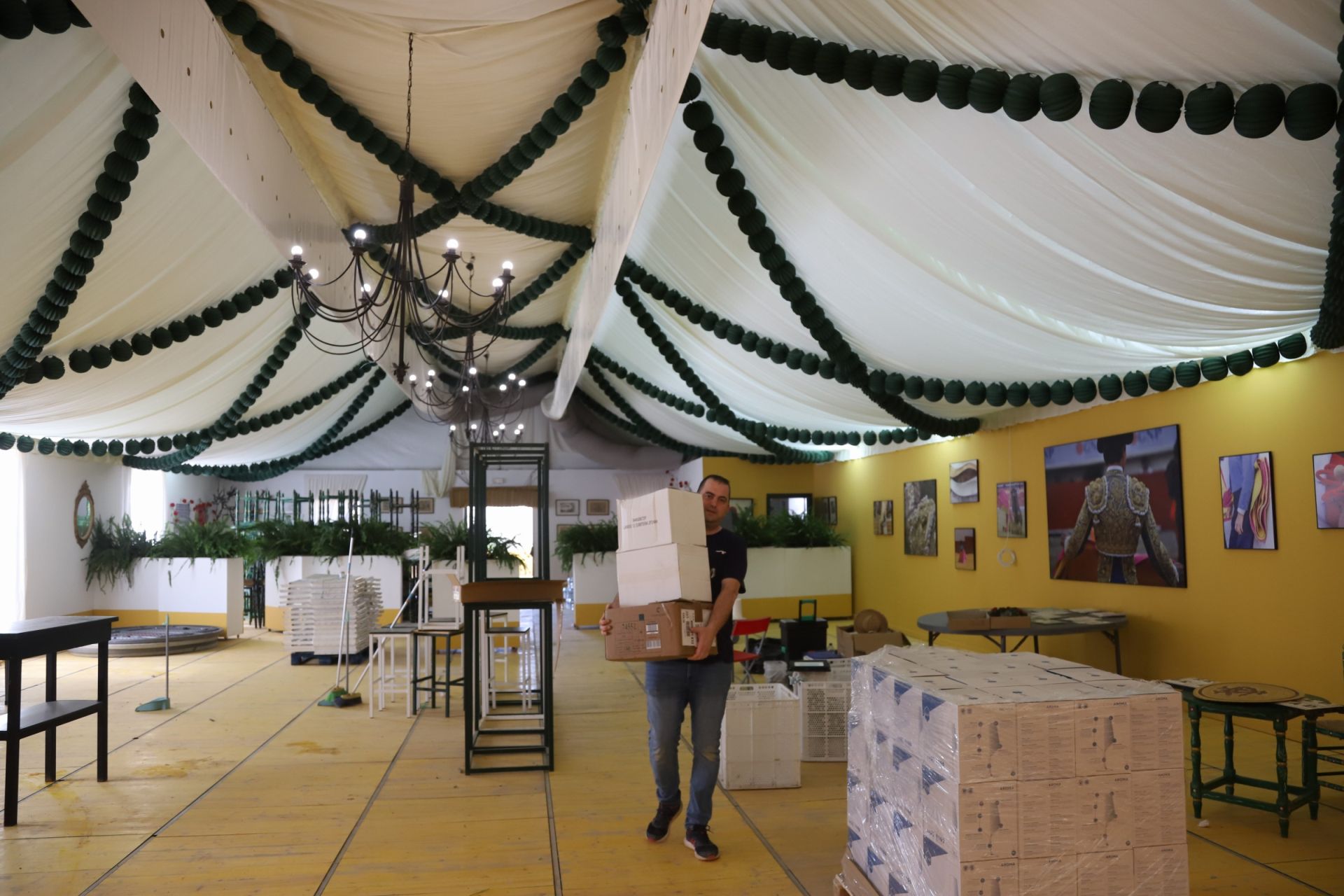 Los últimos preparativos de la Feria de Córdoba 2025, en imágenes