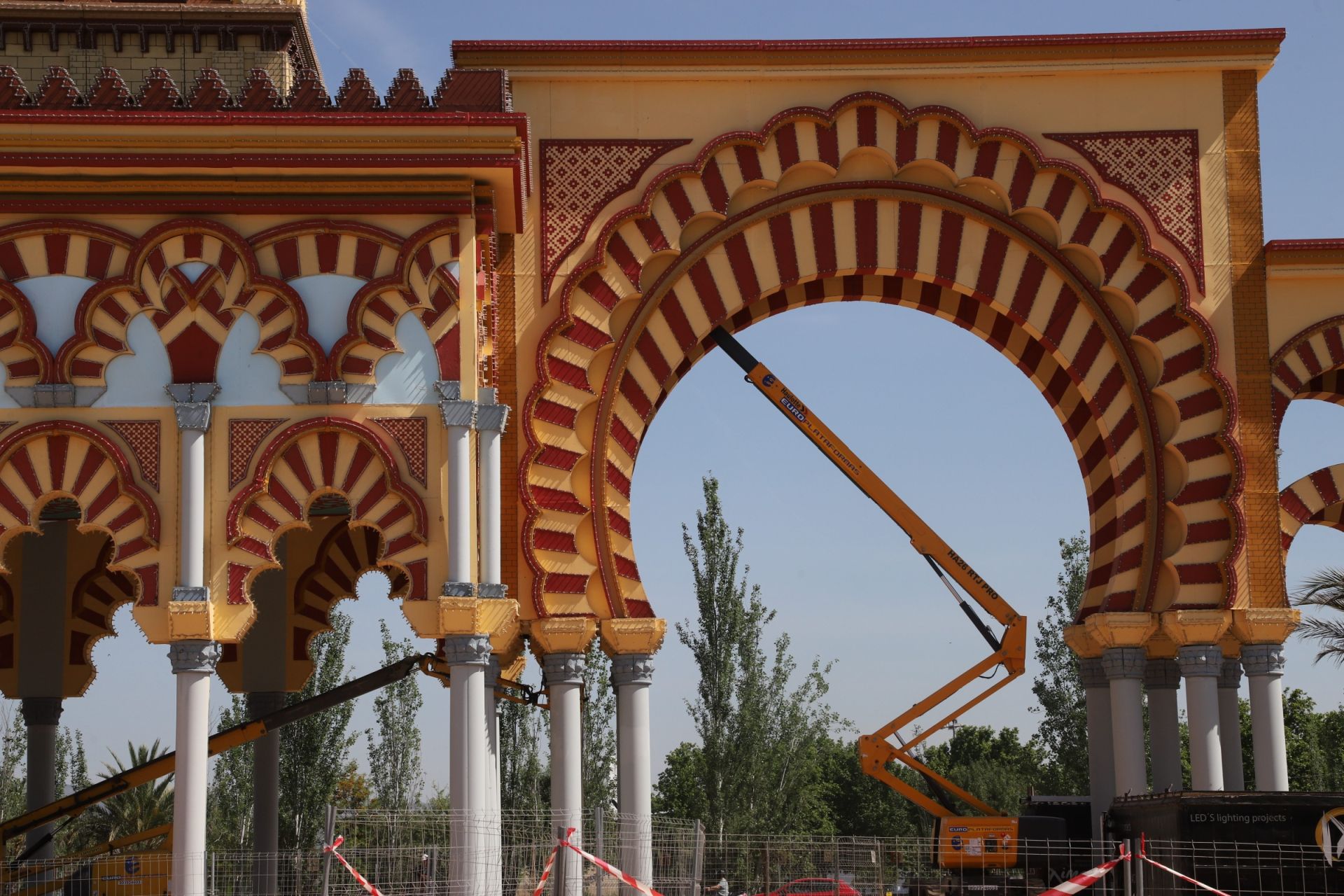 Los últimos preparativos de la Feria de Córdoba 2025, en imágenes