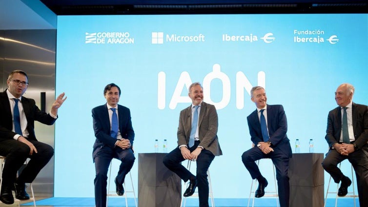 Azcón: «El gran reto es conseguir que las inversiones tecnológicas se conviertan en un gran nicho de trabajo»