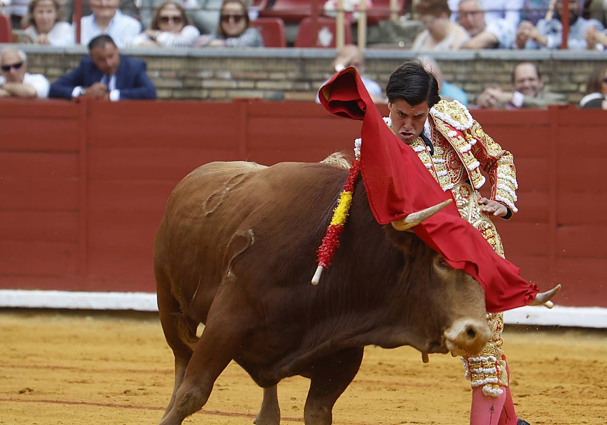 Fuentes Bocanegra estuvo firme y decidido