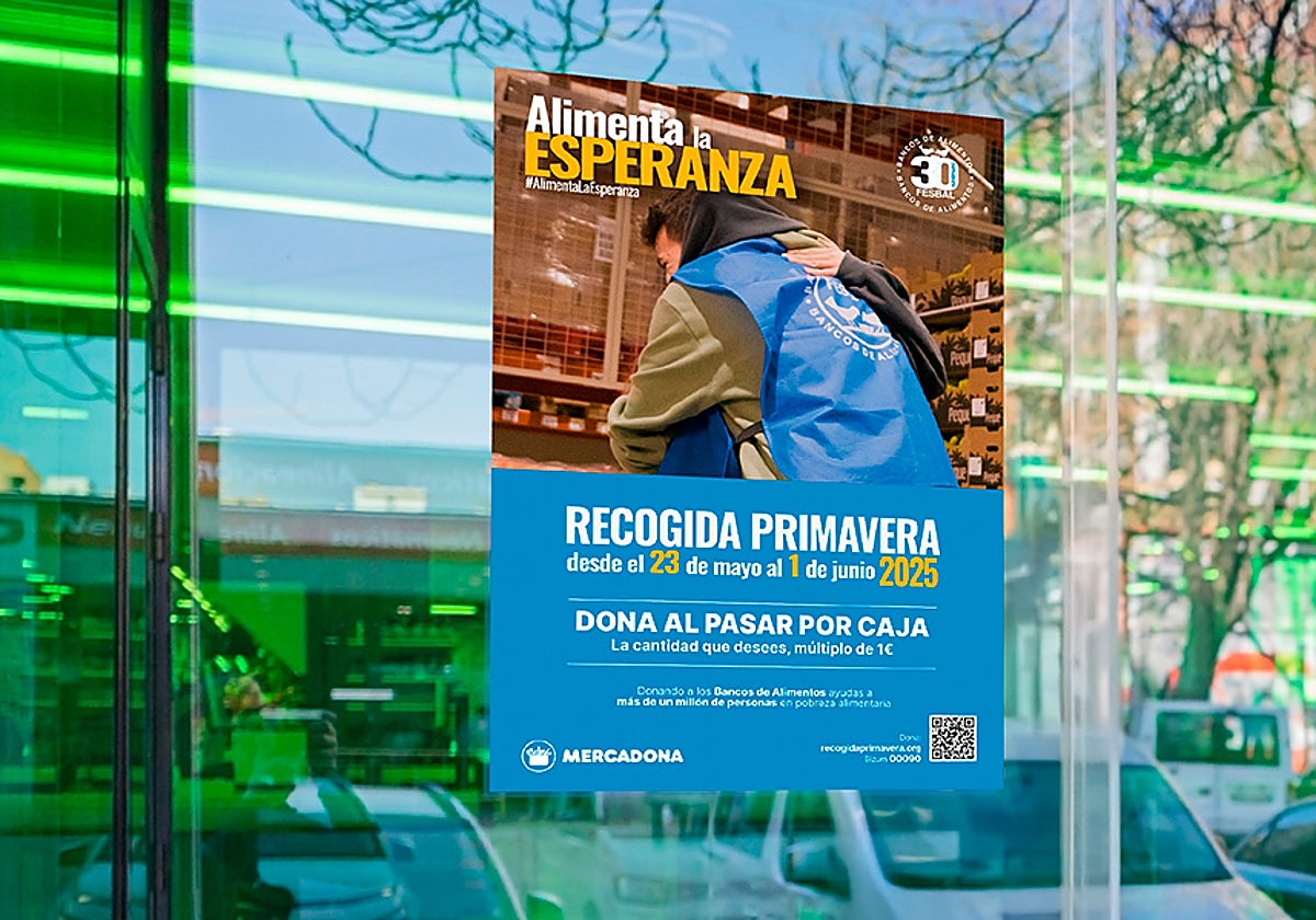 Cartelería en tienda de la Recogida de Primavera 2025.