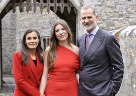 La tutora de la Infanta Sofía, en su graduación en Gales: «Echaremos mucho de menos su calidez y espíritu vibrante»