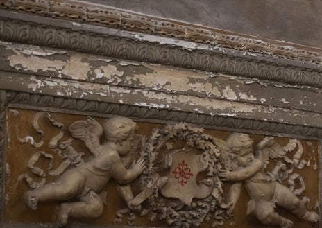 Imagen secundaria 1 - Las pinturas de dos de las seis capillas se repasaron por última vez en 2018