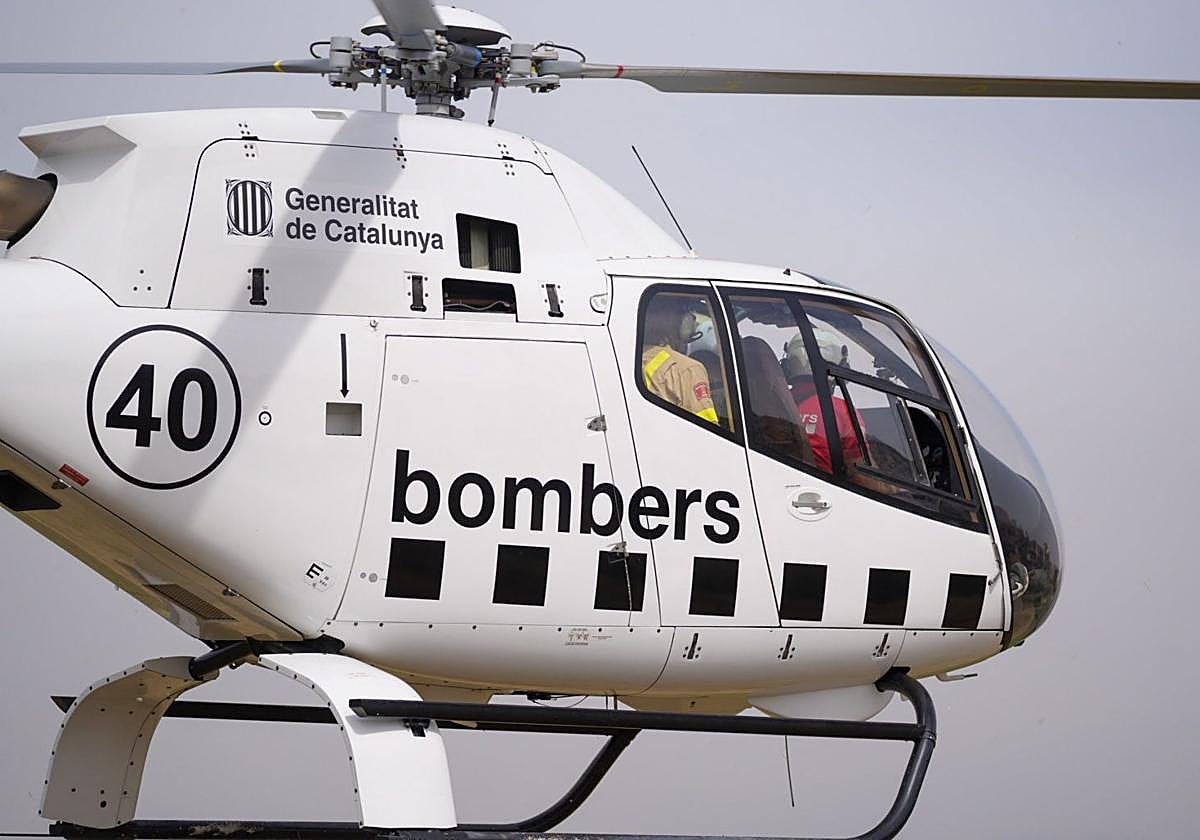 Un helicóptero de bomberos en una imagen de archivo.