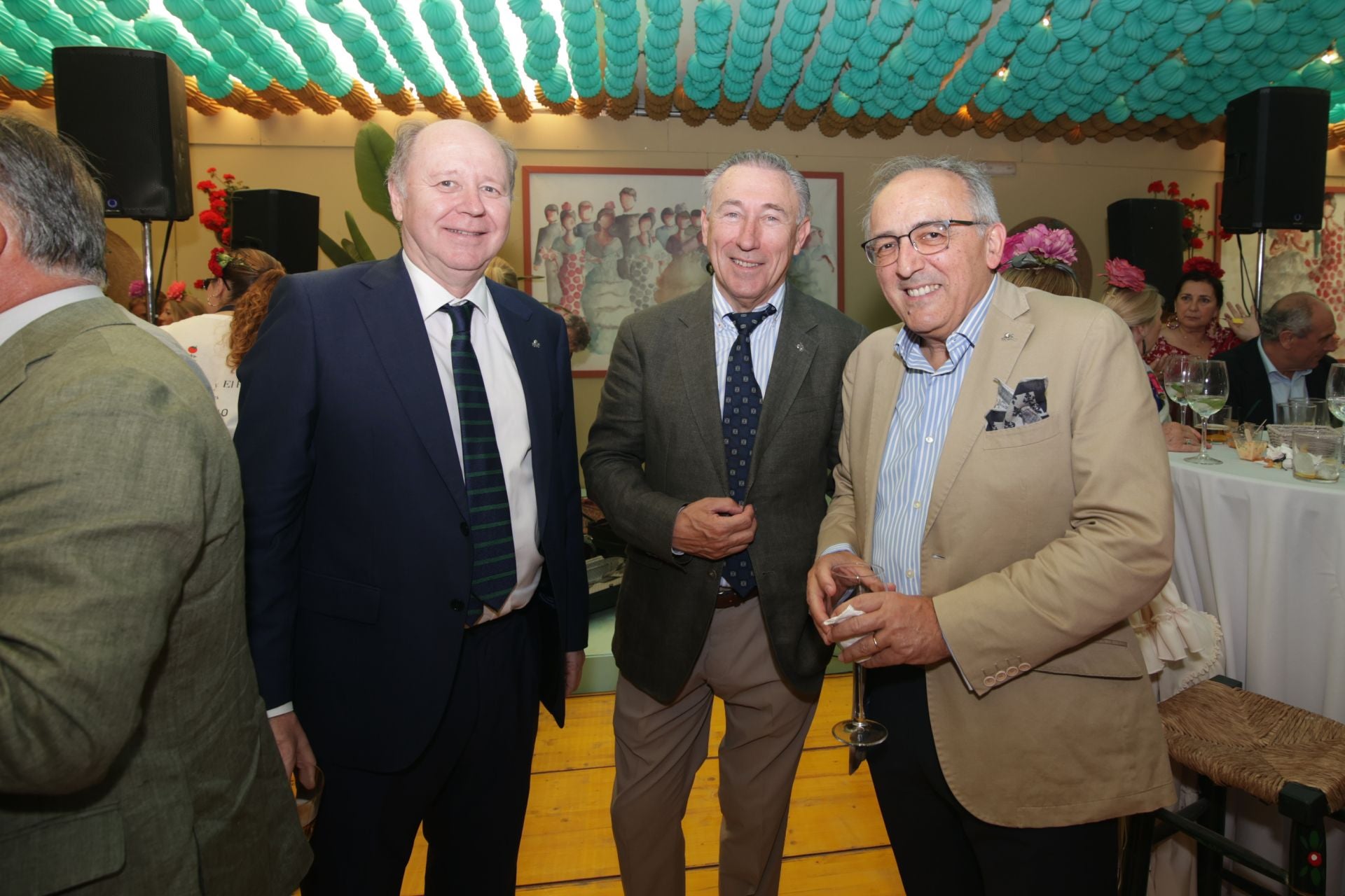 El ambiente en las casetas del sábado de Feria en Córdoba, en imágenes
