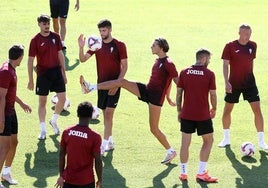 El Córdoba CF pelea por mejorar en la clasificación y ante la maldición de Eibar