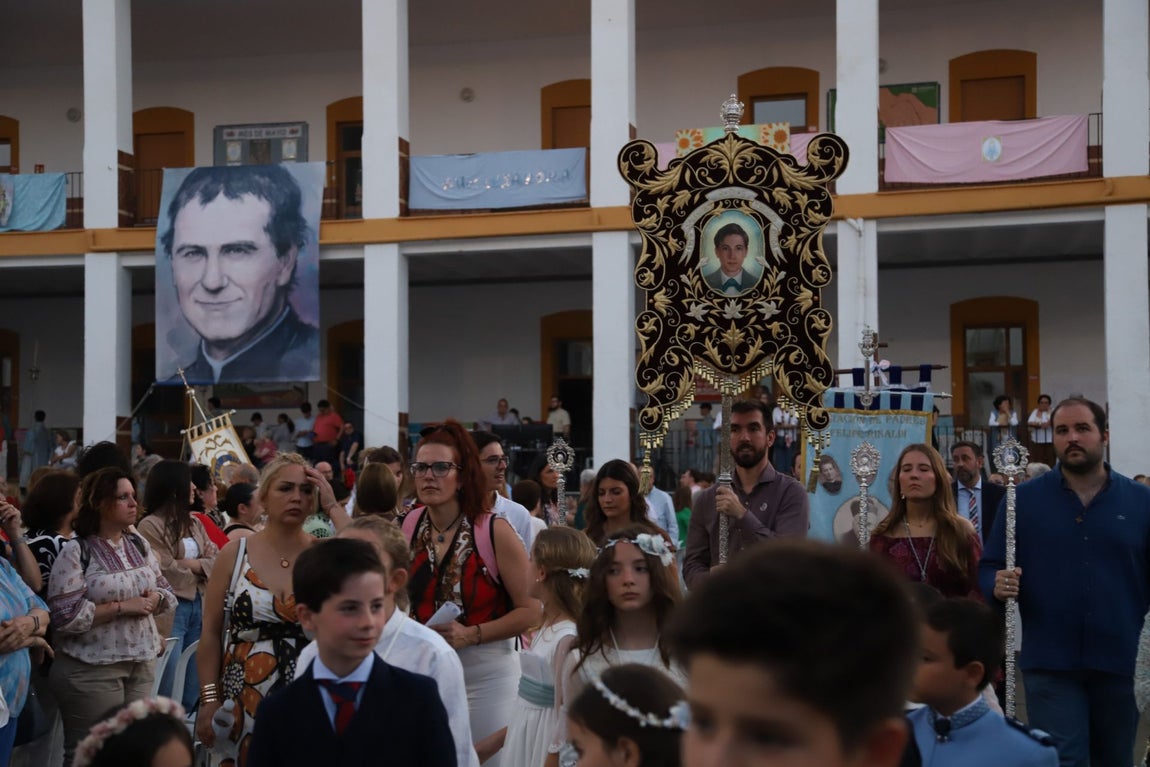 La procesión y la misa de María Auxiliadora de Córdoba, en imágenes