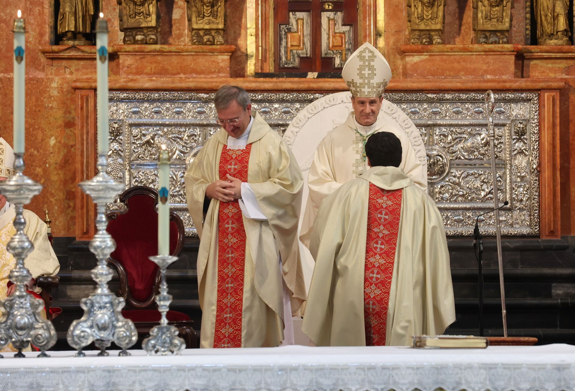 La toma de posesión de Jesús Fernández como nuevo obispo de Córdoba, en imágenes