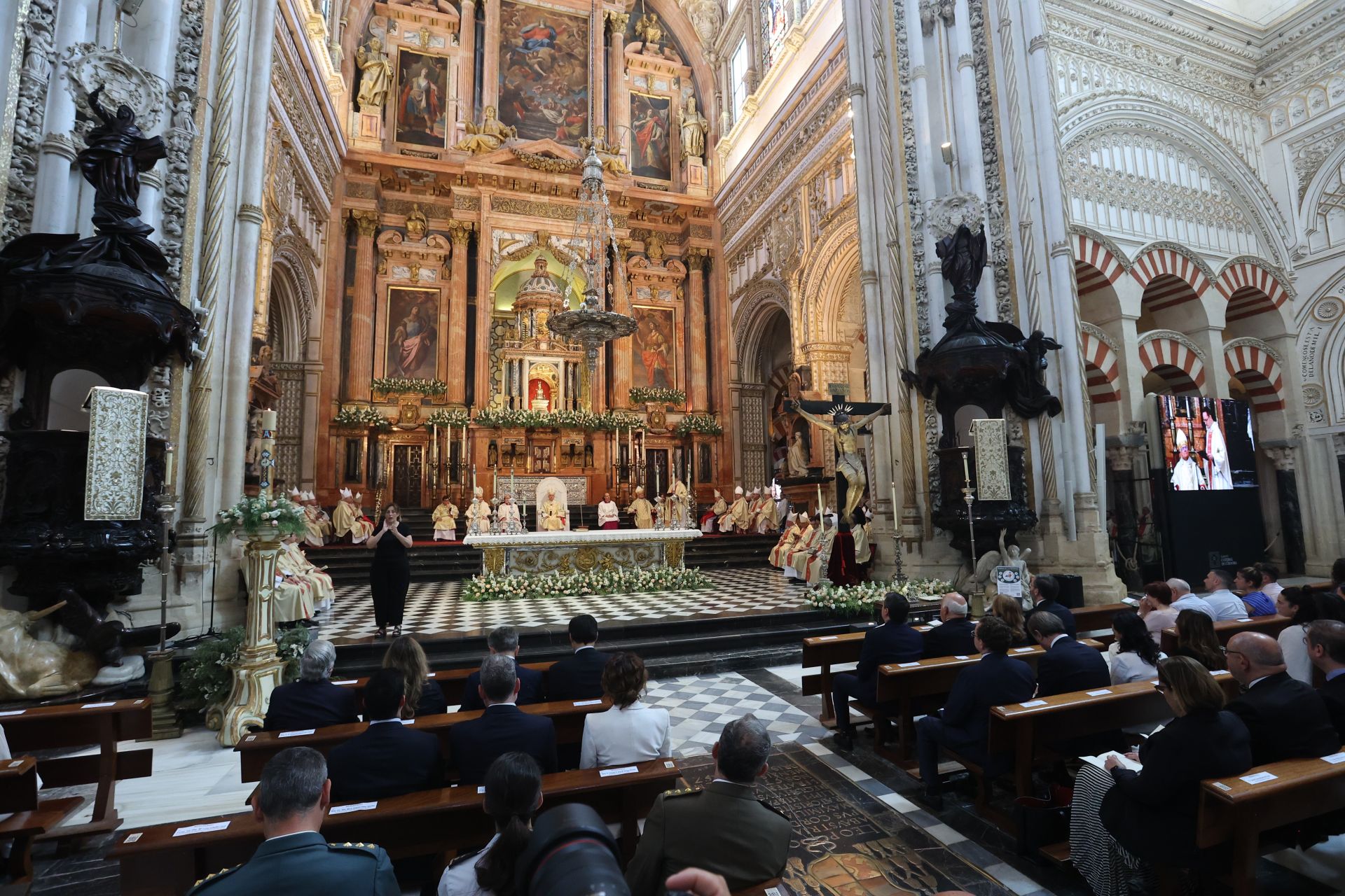 La toma de posesión de Jesús Fernández como nuevo obispo de Córdoba, en imágenes
