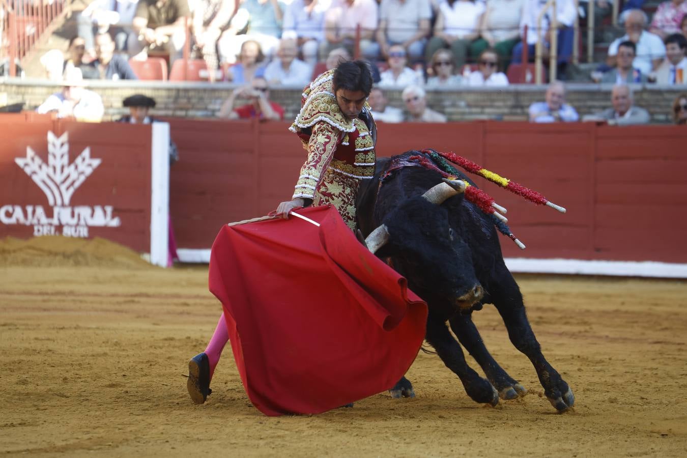 La corrida de Perera, De Justo y Jiménez en Córdoba, en imágenes