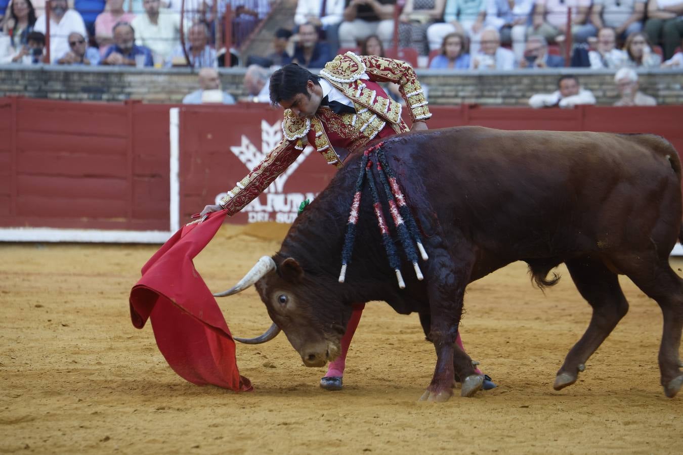 La corrida de Perera, De Justo y Jiménez en Córdoba, en imágenes