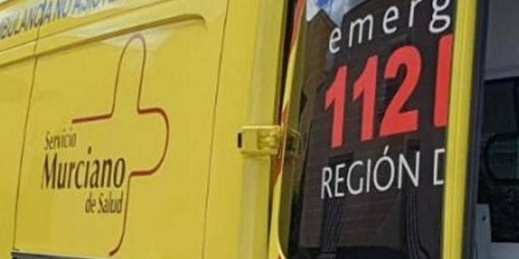 Un padre y un hijo resultan heridos por arma blanca en Sangonera la Verde (Murcia)