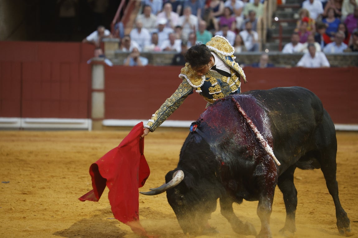 Las mejores imágenes del triunfo de Juan Ortega y Roca Rey en la Feria de Córdoba