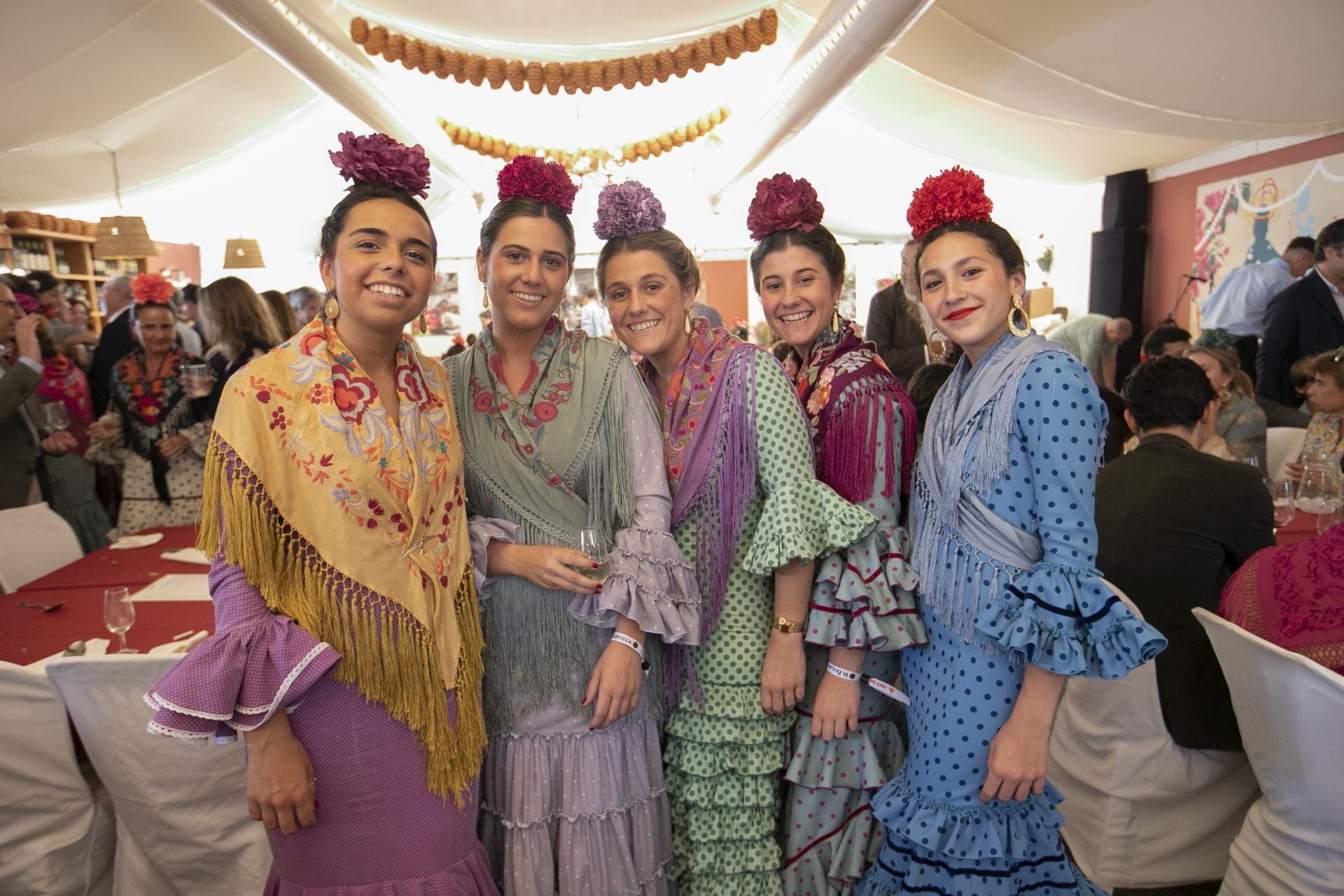 Las casetas bullen el domingo de la Feria de Córdoba, en imágenes