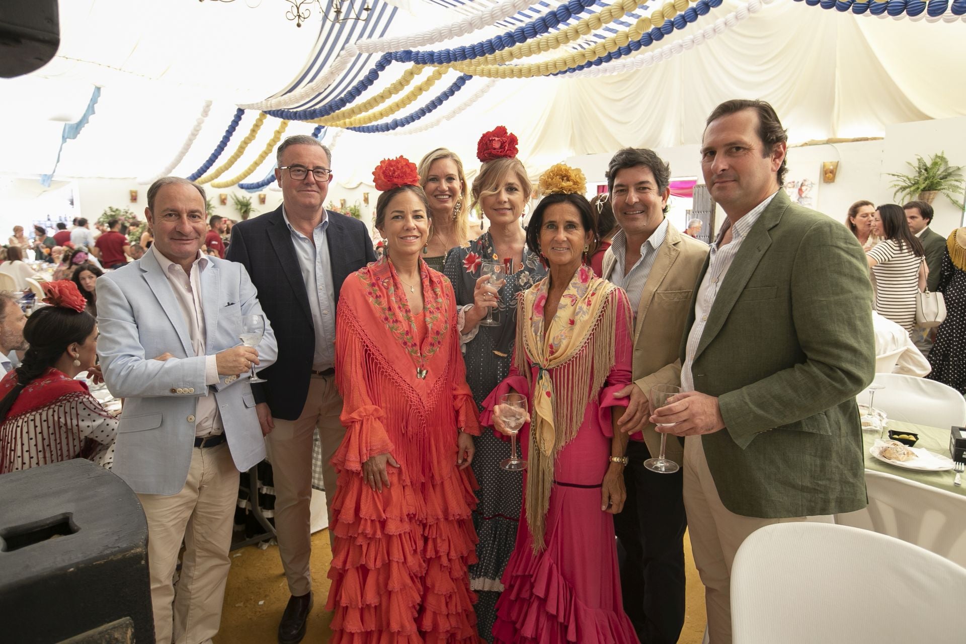 Las casetas brillan el lunes de la Feria de Córdoba, en imágenes