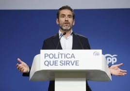 El PP tilda de «escándalo» y «broma» la propuesta de Gallardo de acabar con los aforamientos tras haberse aforado de manera exprés
