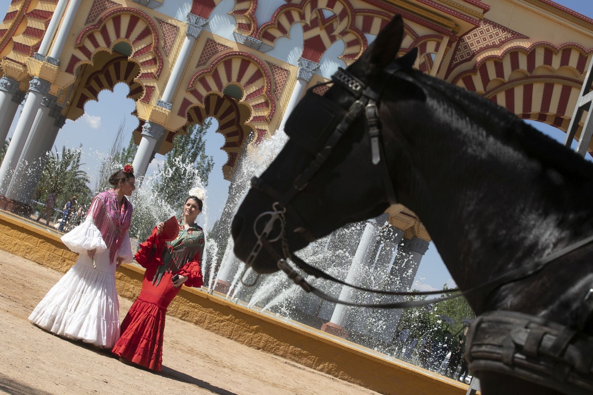 El lucido ambiente el martes de Feria de Córdoba, en imágenes