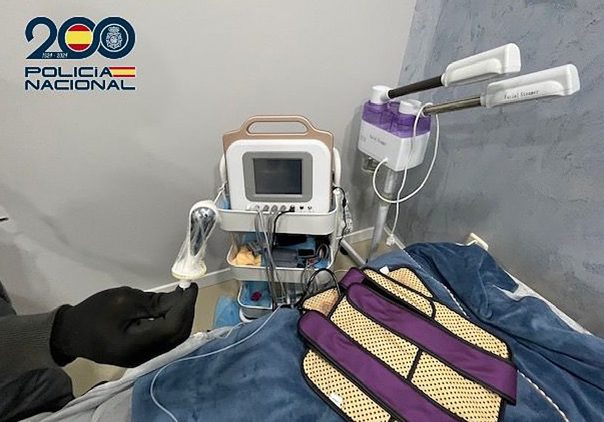 Parte del material incautado en la operación