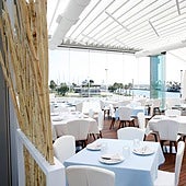 Un juzgado paraliza el cierre de los tres restaurantes de La Marina de Valencia