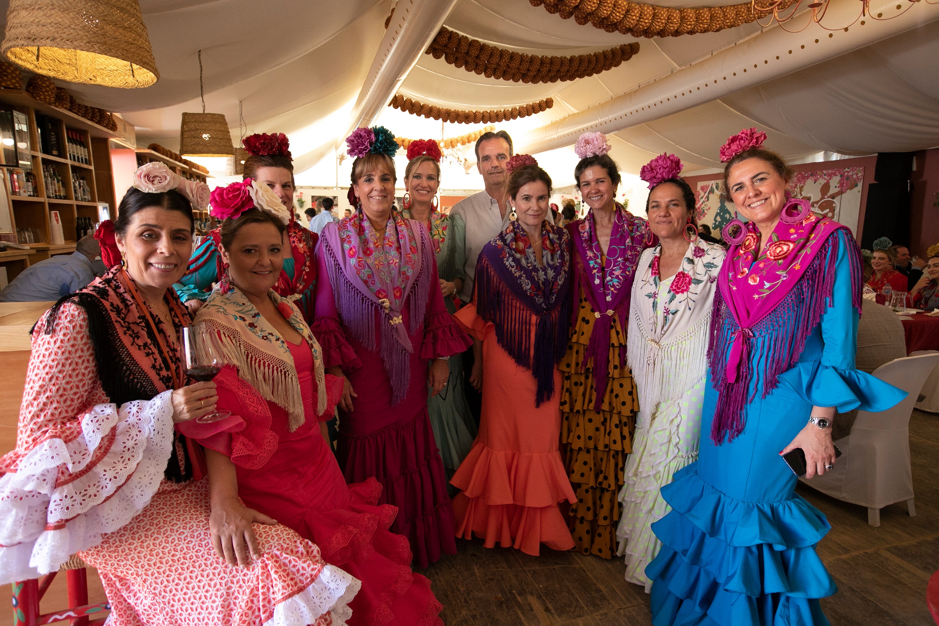 El clima de disfrute en las casetas de la Feria de Córdoba este martes, en imágenes