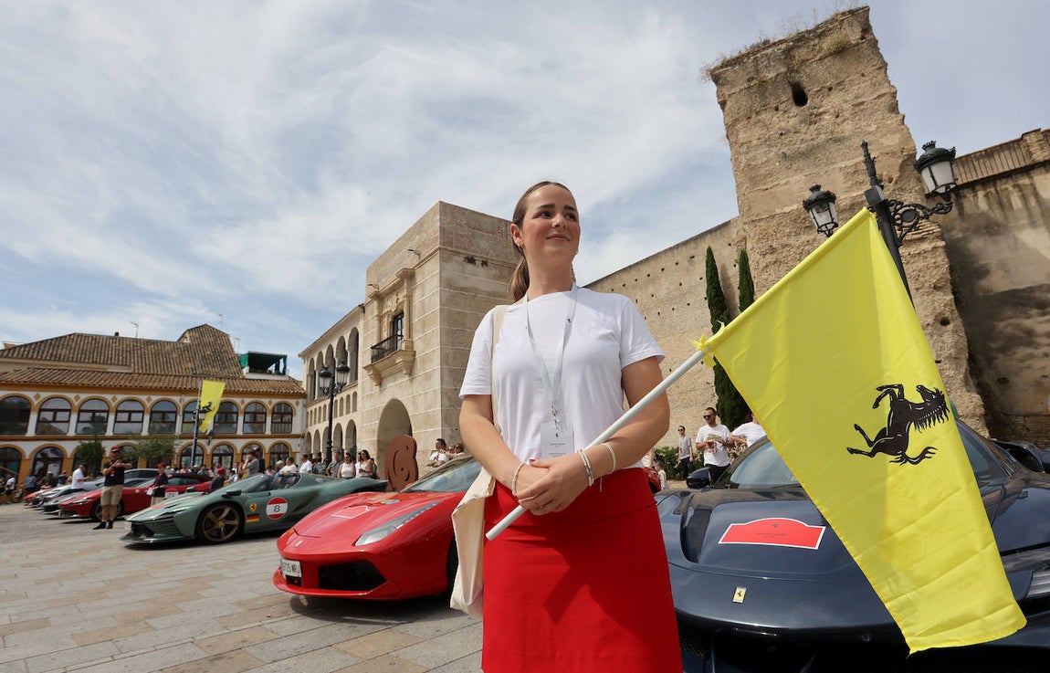 La espectacular concentración de ferraris en Palma del Río, en imágenes