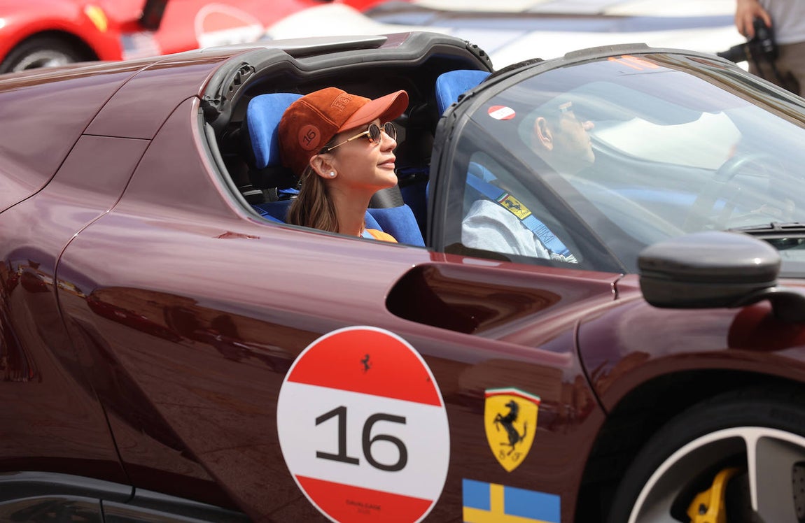 La espectacular concentración de ferraris en Palma del Río, en imágenes