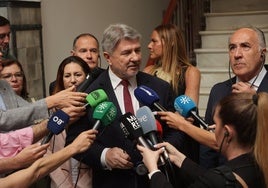 El alcalde de Algeciras pide a Europa «proteger a los que nos protegen» de los narcos en el Estrecho