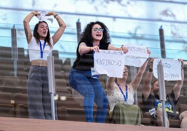 Vázquez insiste en que se sigue prestando servicio de pediatría en La Bañeza ante las acusaciones de «mentir» del PSOE