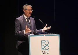 Francisco Salado pide al Gobierno inversiones para evitar el «colapso» del litoral andaluz: «Será más caro no hacer el tren litoral»