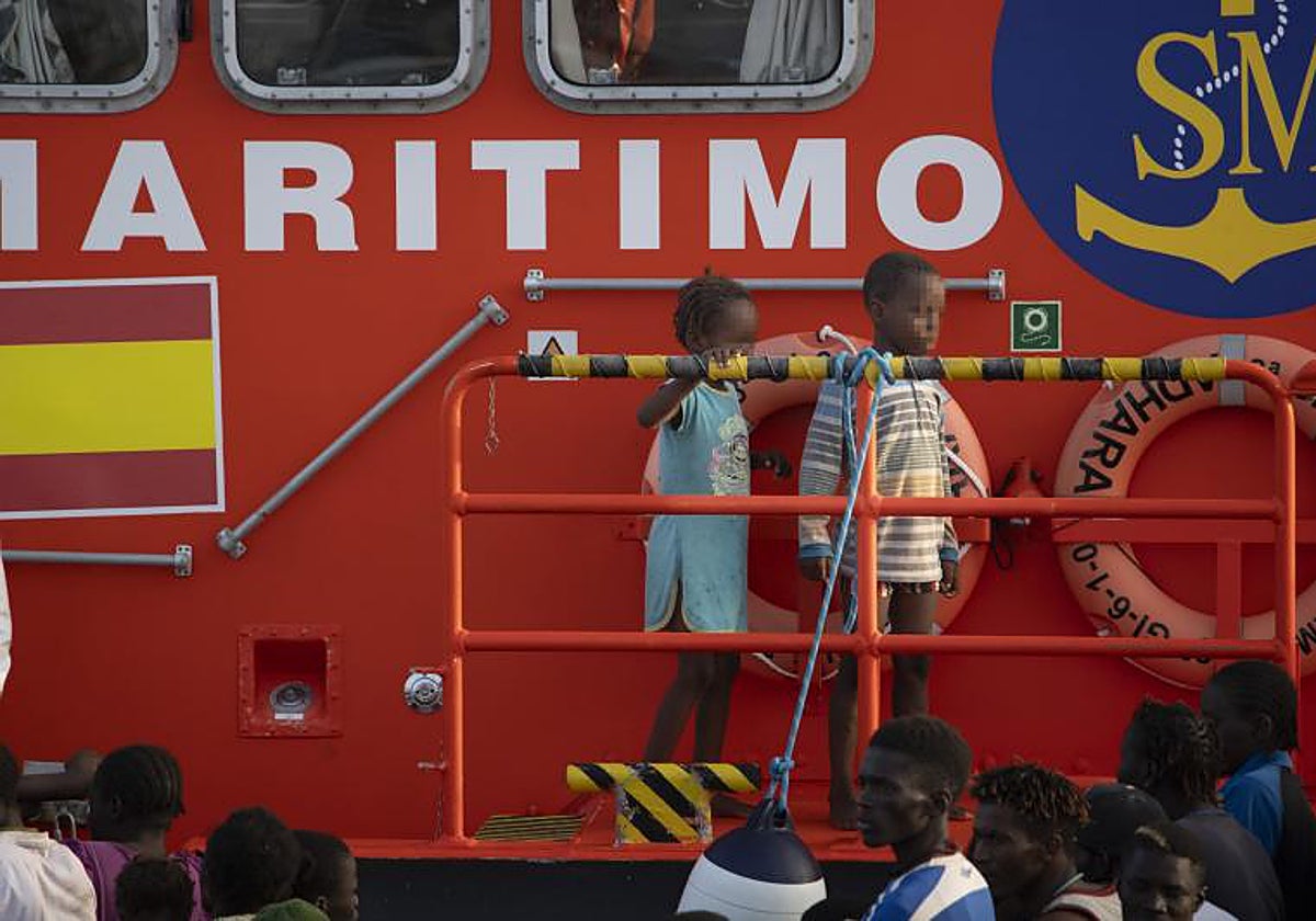 El cupo de plazas para menores inmigrantes establecido por el Gobierno obligará a Andalucía a crear 1.372; Valencia, 1.216; y Madrid, 83