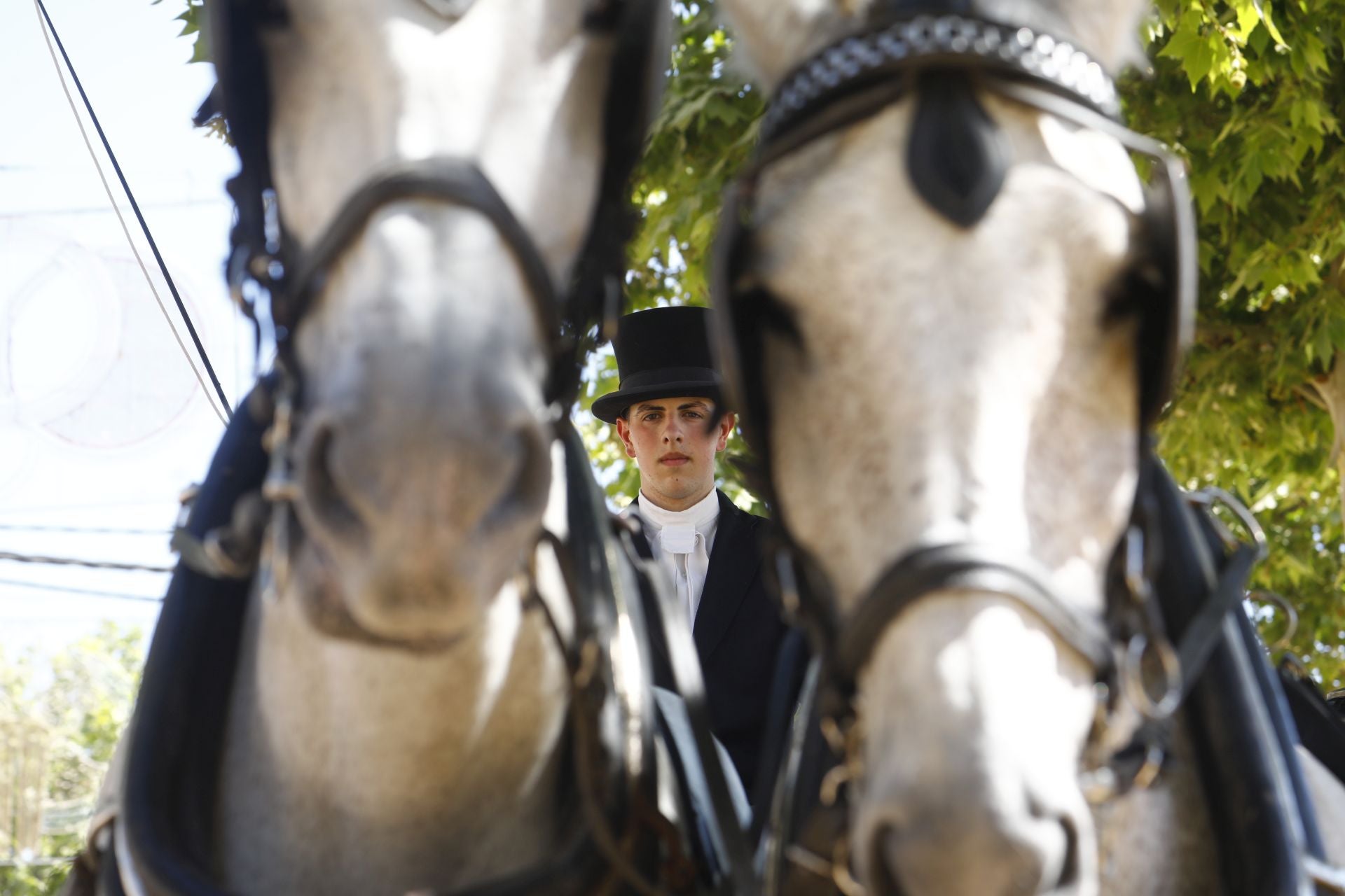 El brillante ambiente del miércoles de Feria en Córdoba, en imágenes