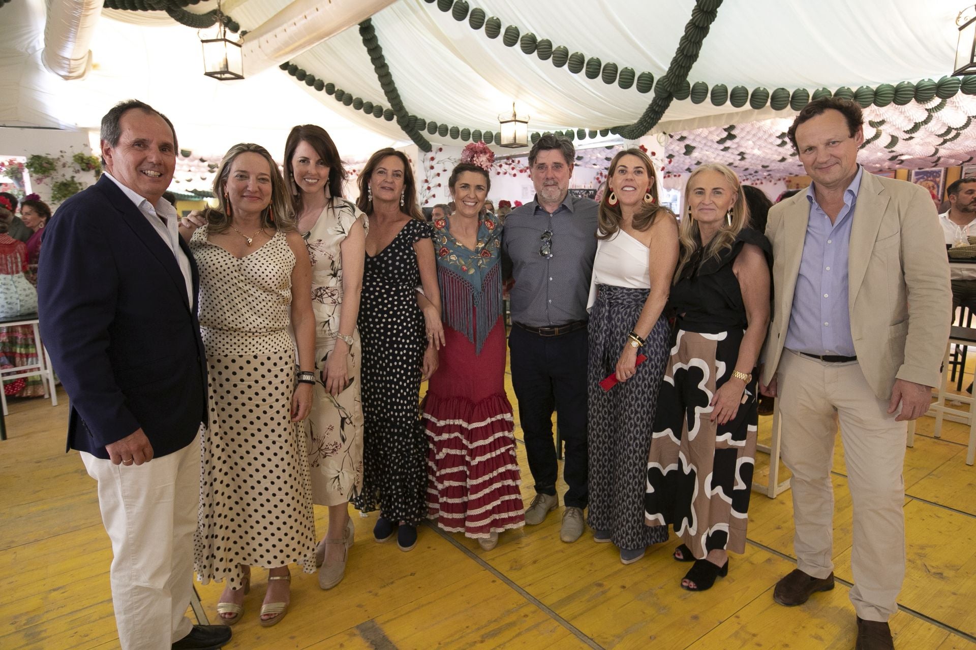 La alegría crece en intensidad en las casetas el miércoles de Feria de Córdoba, en imágenes