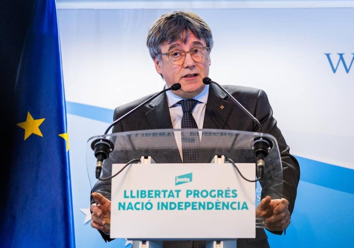 Carles Puigdemont ofrece una rueda de prensa el pasado enero en Bruselas