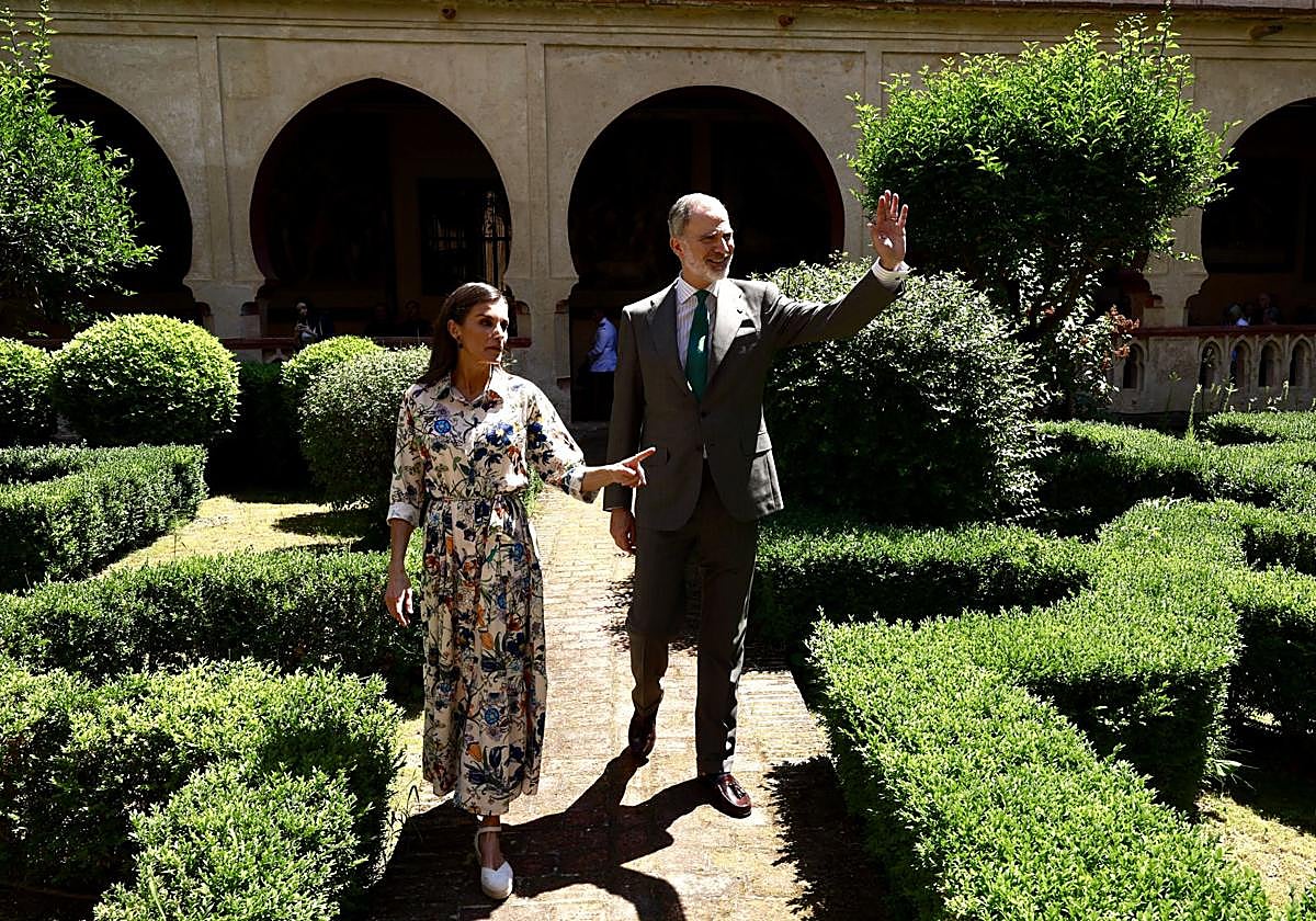 Los Reyes Felipe y Letizia durante la visita realizada al Real Monasterio de Santa María de Guadalupe