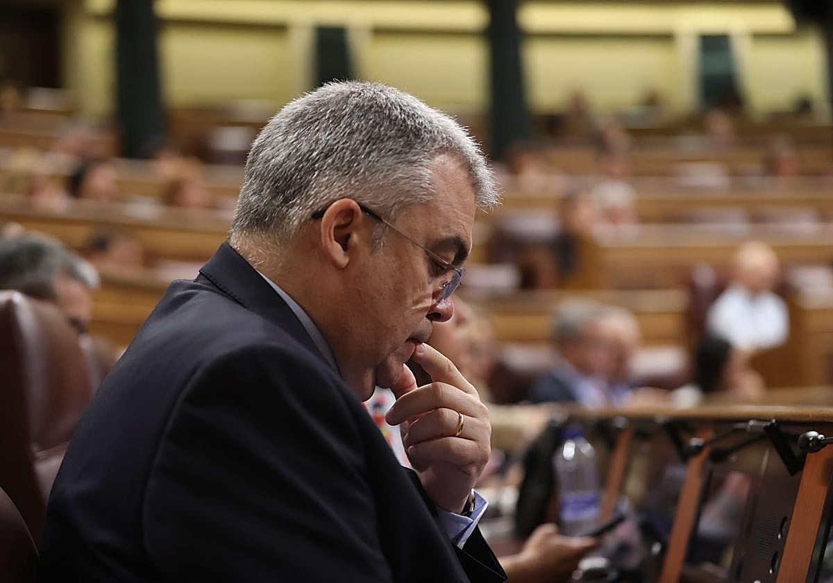 El secretario de Organización del PSOE, Santos Cerdán, este miércoles en el Congreso