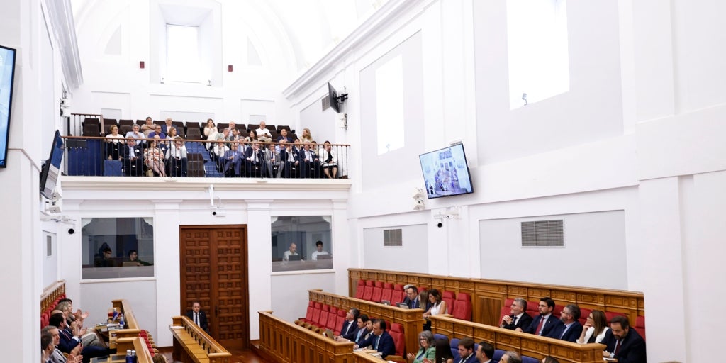 Se aprueba la reforma del Estatuto de Autonomía de Castilla-La Mancha con los votos del PSOE y el PP