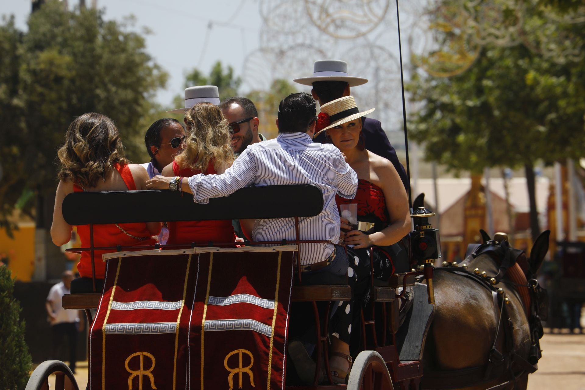 El ambiente del Jueves de Feria en Córdoba, en imágenes