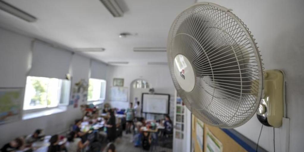 Cómo funciona el protocolo de calor en los colegios de andalucía: «no podrán salir antes de las 12 horas»